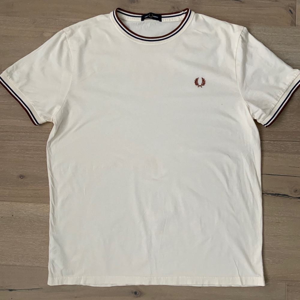 Fred Perry tipped tee ecru blue burgundy Large